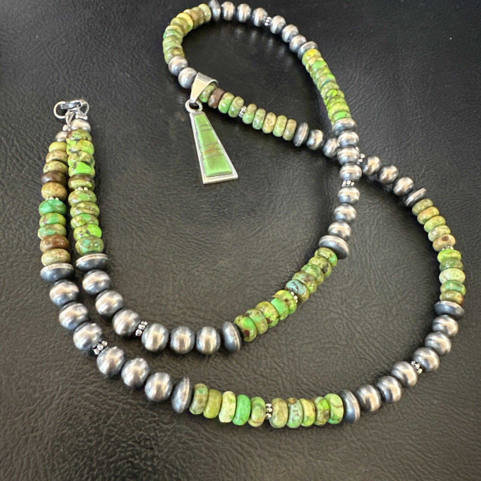 Womens Green Gaspeite Turquoise Pendant Navajo Sterling Silver Necklace 18371