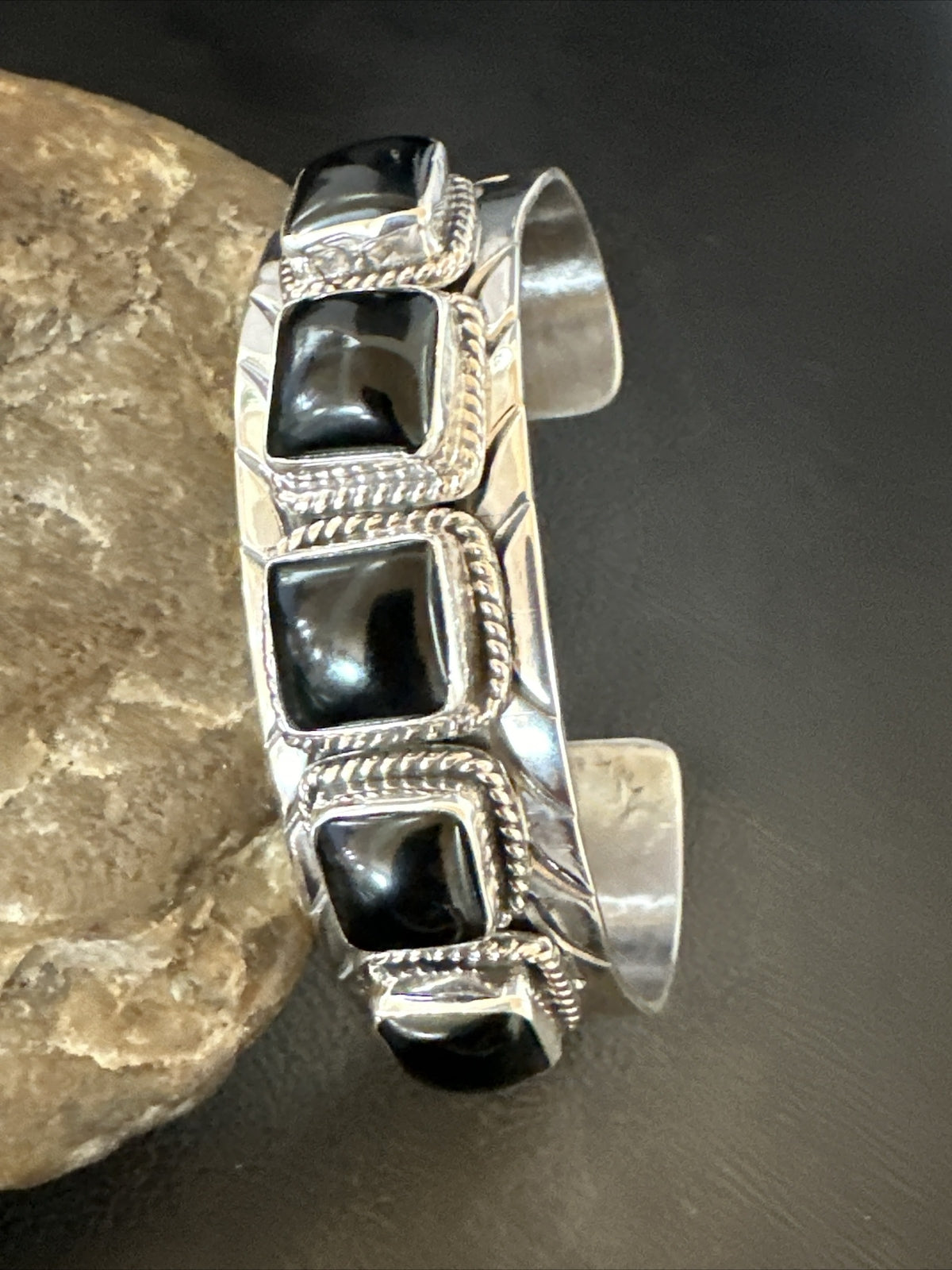 Native Mens Navajo Sterling Silver Black Onyx Cuff Bracelet 5 Stone 18020