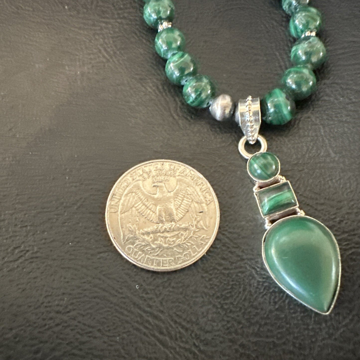 Womens Green Malachite Pendant Navajo Sterling Silver Necklace 18373