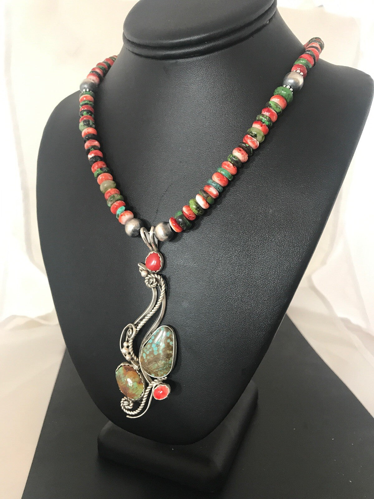 Turquoise #8 & Spiny Oyster Pendant Navajo Sterling Silver Beads Necklace 08646