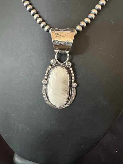 White Buffalo Turquoise Pendant Navajo Pearls Sterling Silver Necklace 19374