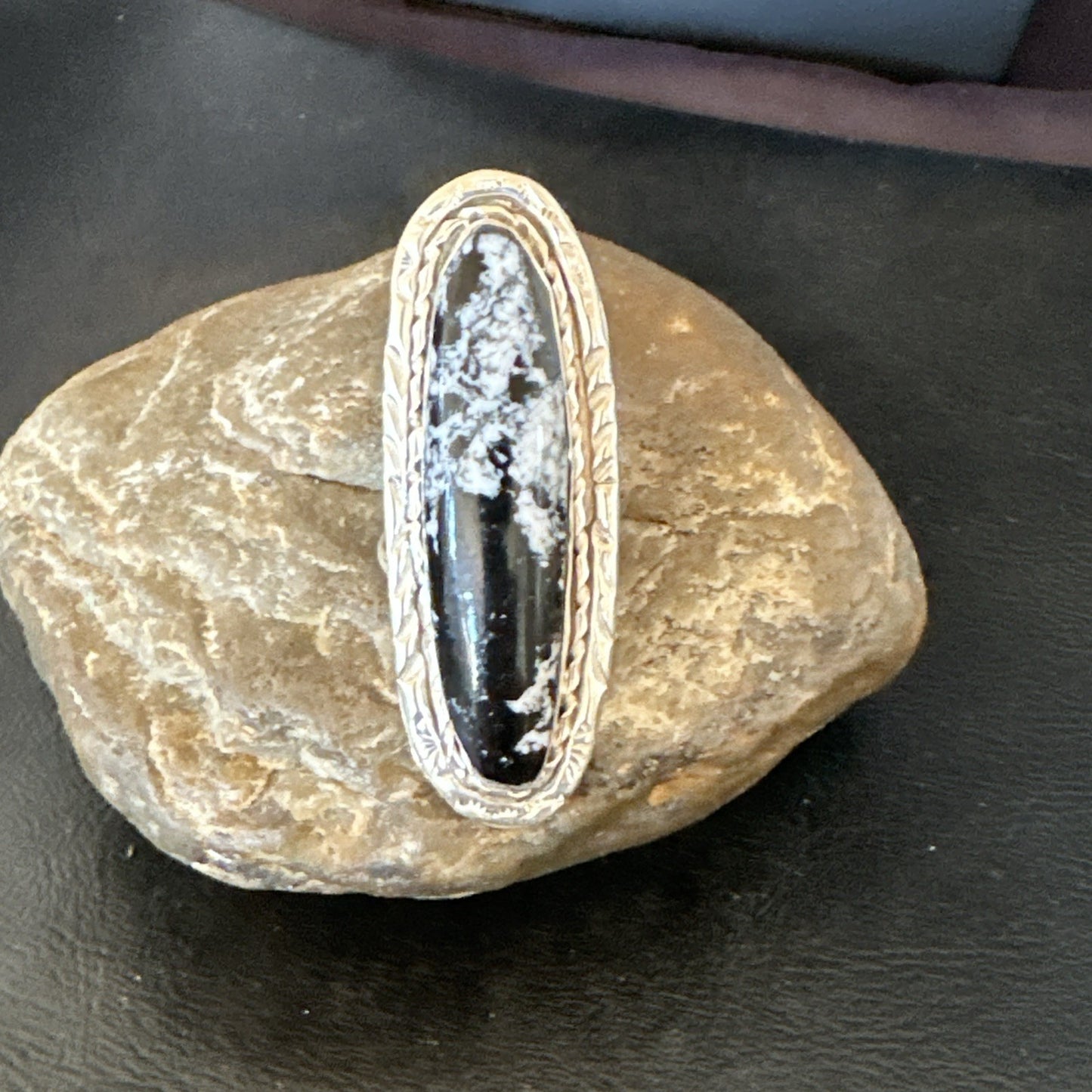 X Long Navajo White Buffalo Turquoise Ring Sterling Silver Sz 8 19767