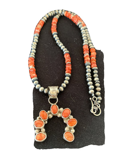 WoMens Navajo Sterling Silver Red Spiny Oyster Naja Pendant Necklace 19183