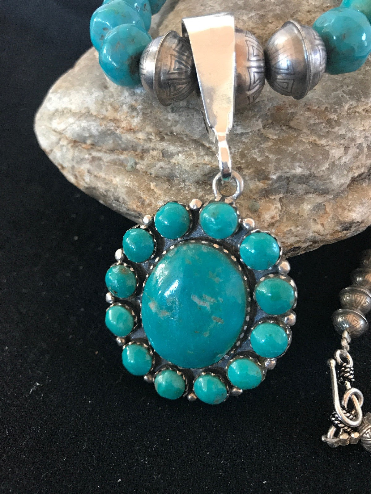 Navajo Pearls Kingman Beads Turquoise Sterling Silver Necklace Pendant 01223