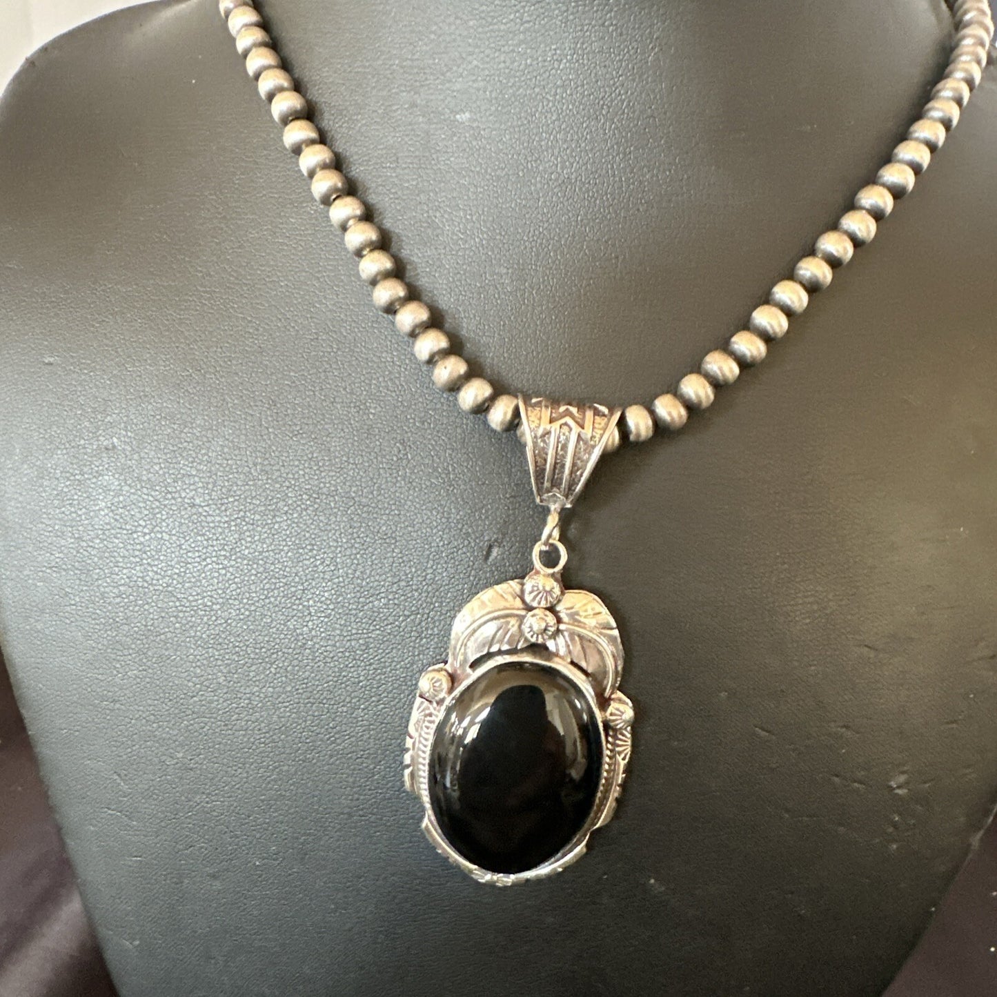 Mens Womens Black Onyx Pendant Navajo Sterling Silver Beads Necklace 18307