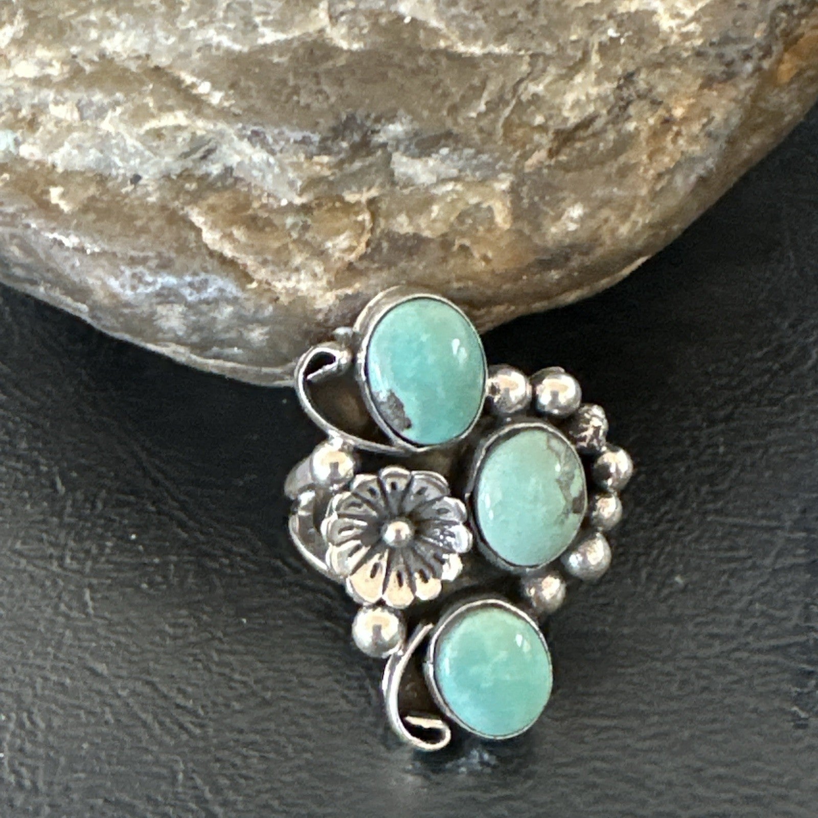 Yazzie Ring Green Turquoise Navajo Sterling Silver Cluster Size7.5 19203