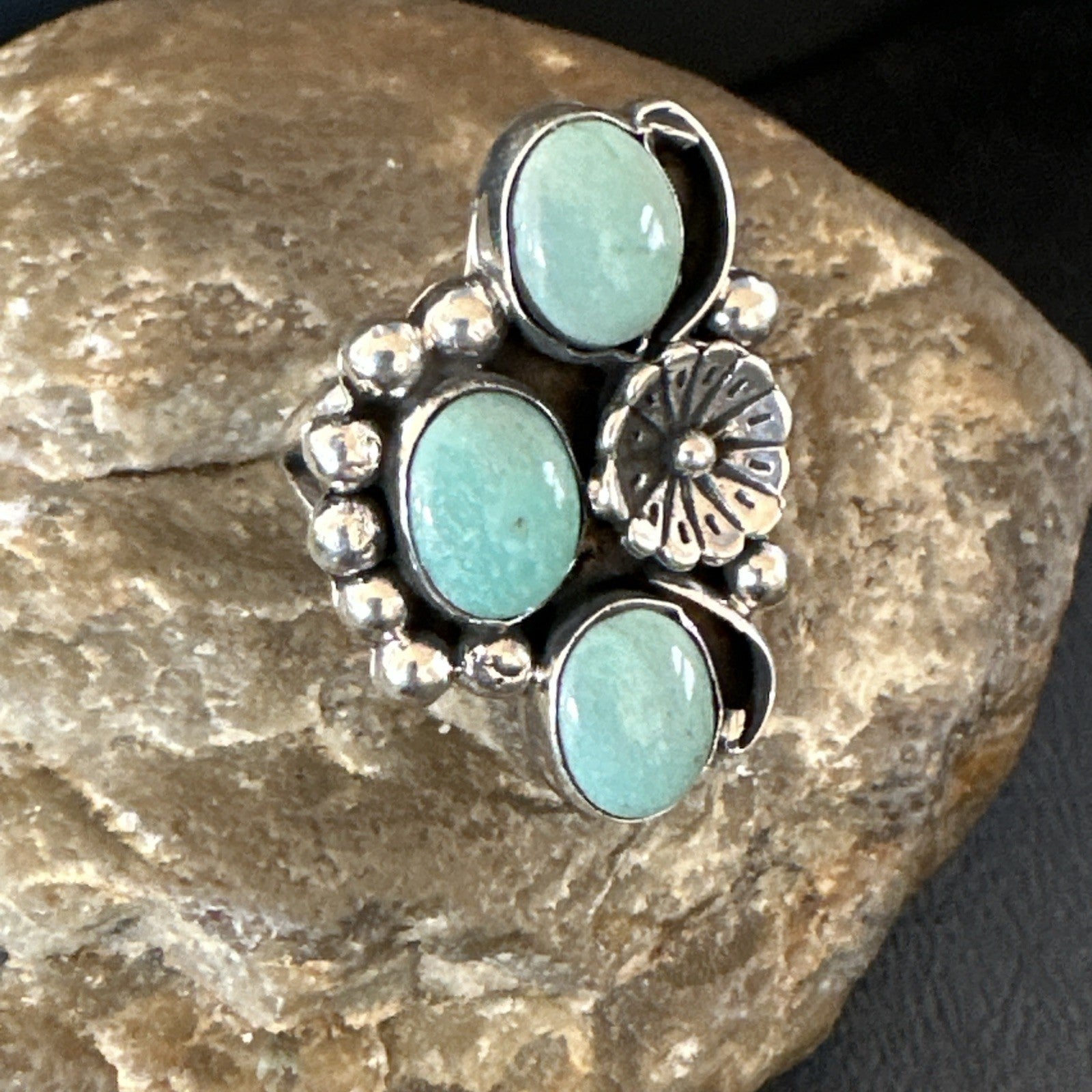 Yazzie Ring Green Turquoise Navajo Sterling Silver Cluster Size 9 19208