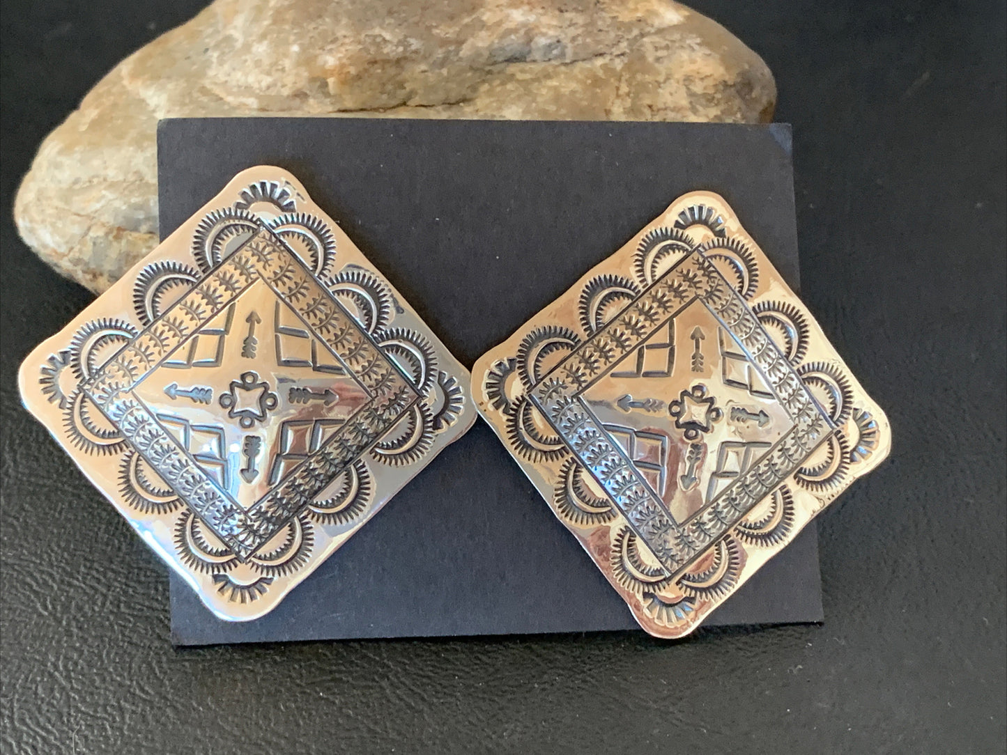 Native American Womens Navajo Sterling Silver Stamped Handmade Earrings L