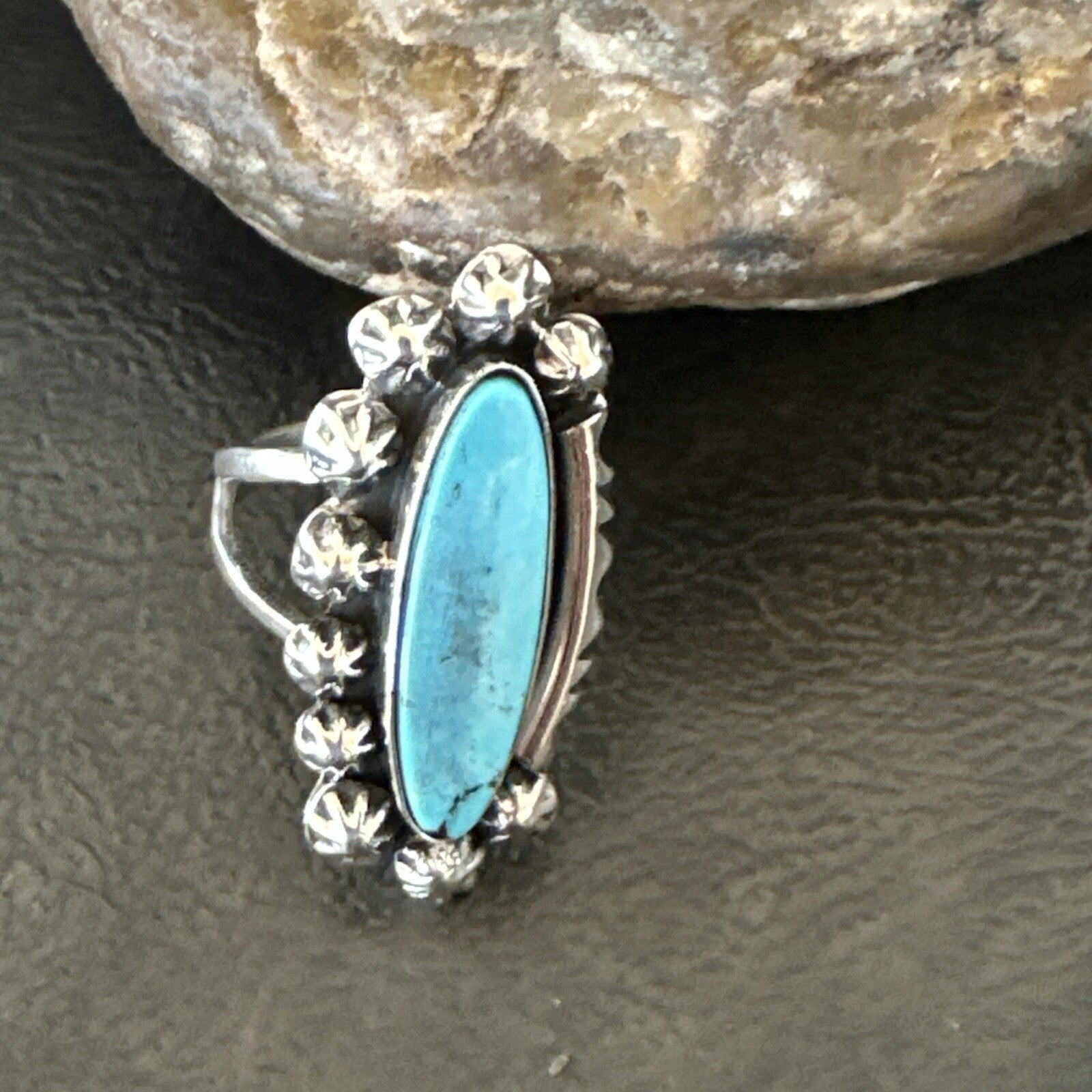 Blue Kingman Turquoise Native American Navajo Sterling Silver Ring Size 8 18634