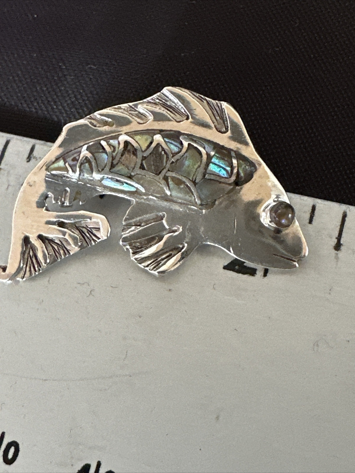 Pava Shell Navajo Sterling Silver Fish Old Pawn Pin Pendant 18153