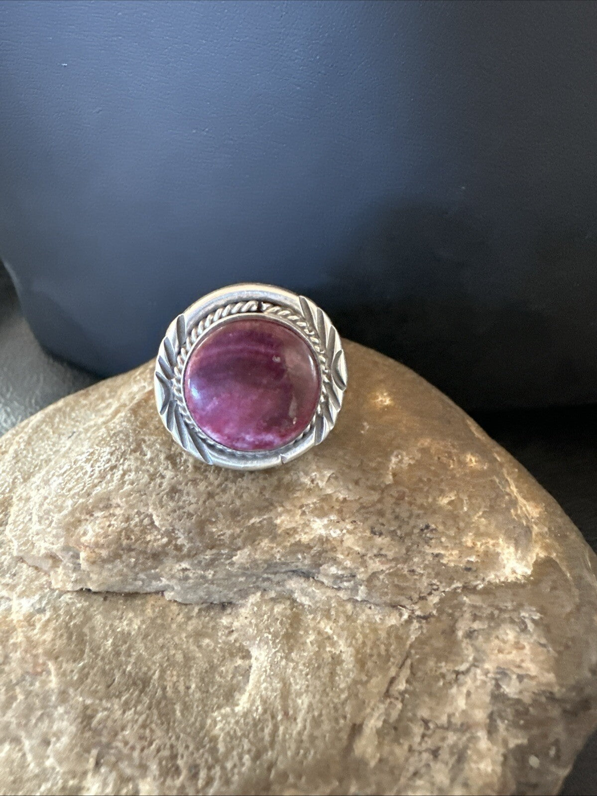 Womens Purple Spiny Oyster Navajo Sterling Silver Ring Size 8 18585