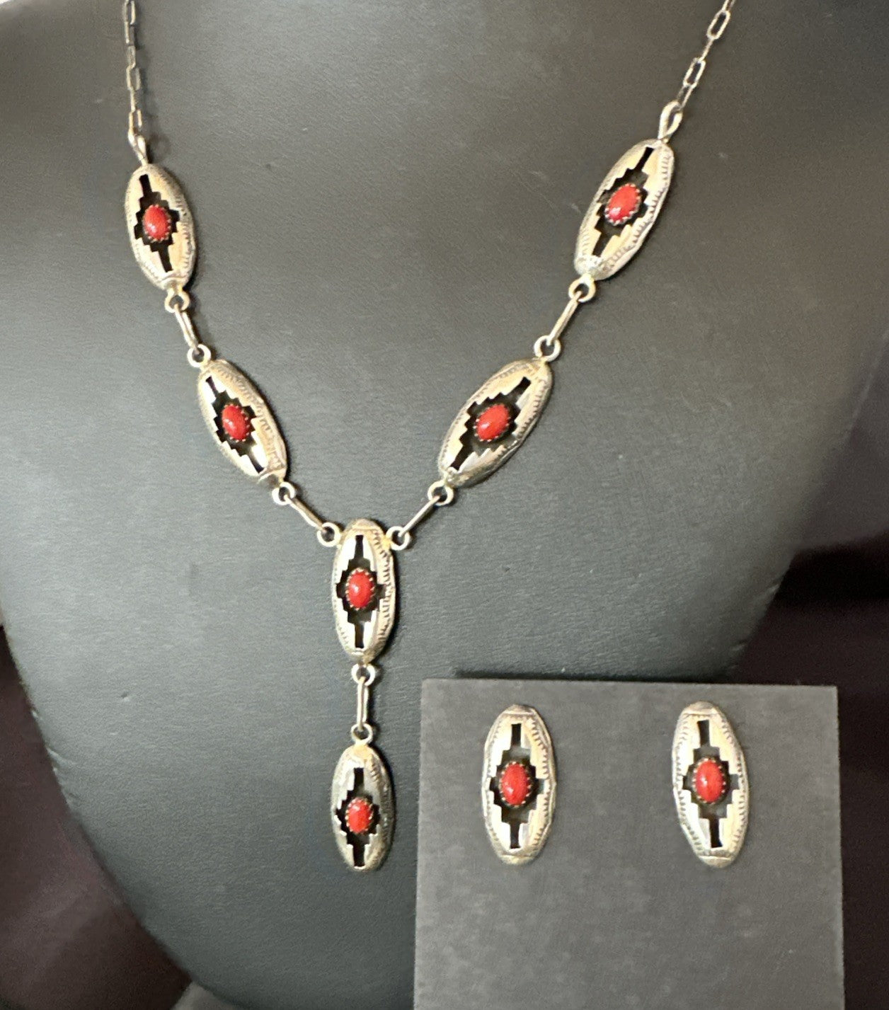Old Native Navajo Red Coral Sterling Silver Shadowbox Necklace Earrings 18”19102