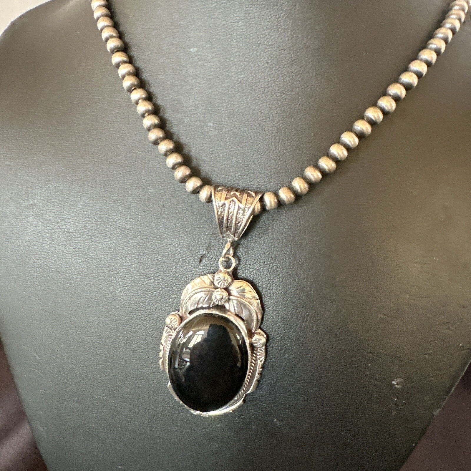 Mens Womens Black Onyx Pendant Navajo Sterling Silver Beads Necklace 18307