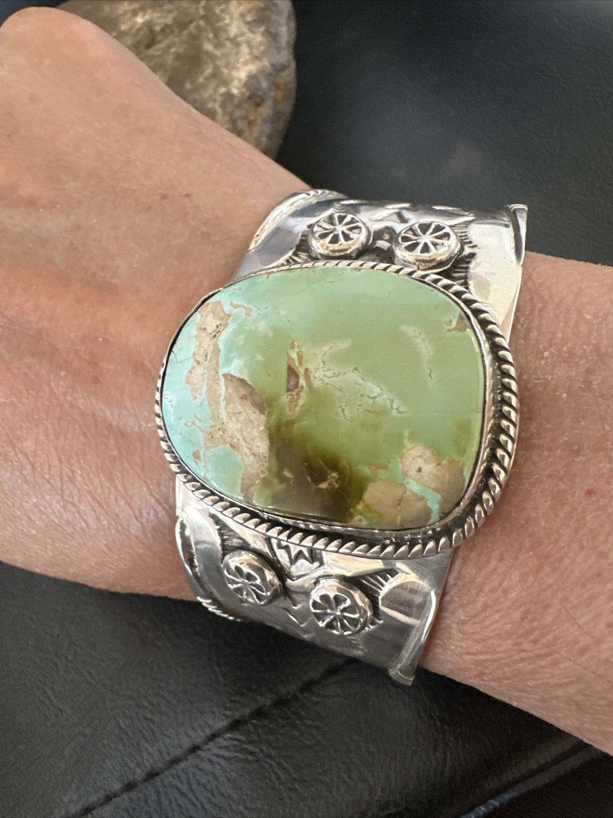 Navajo Women Green Royston Turquoise Stamped Sterling Silver Cuff Bracelet 17865