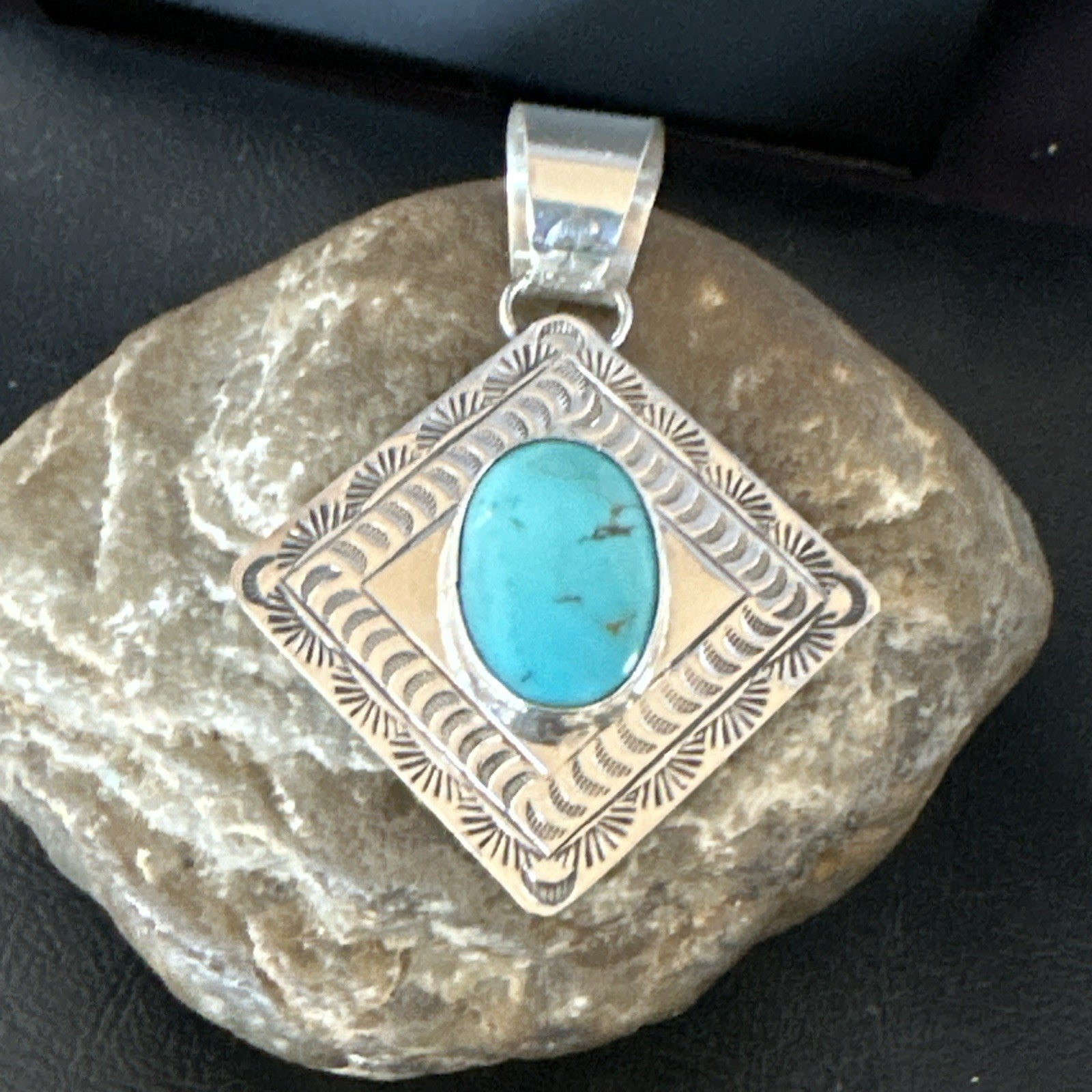 Men Women Blue Kingman Turquoise Pendant Navajo Sterling H Joe 19519