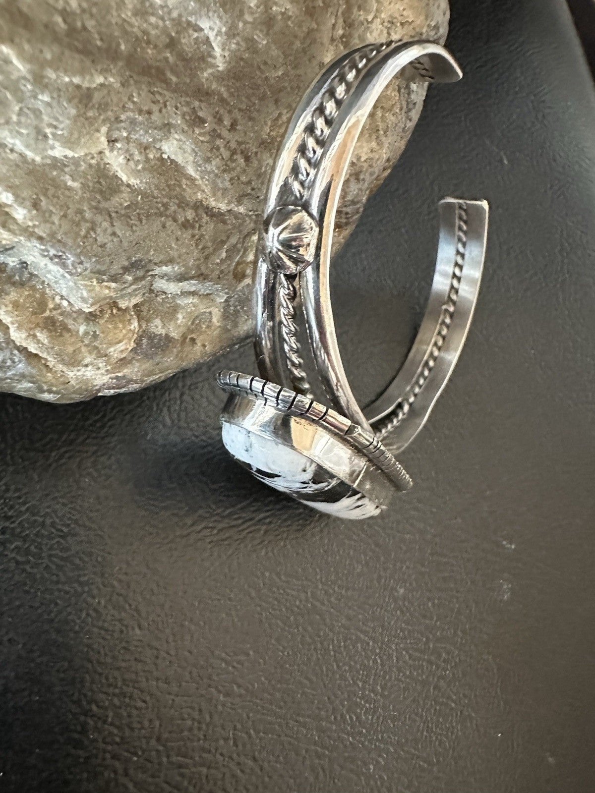 White Buffalo Turquoise Navajo Sterling Silver Cuff Bracelet 7" 19382