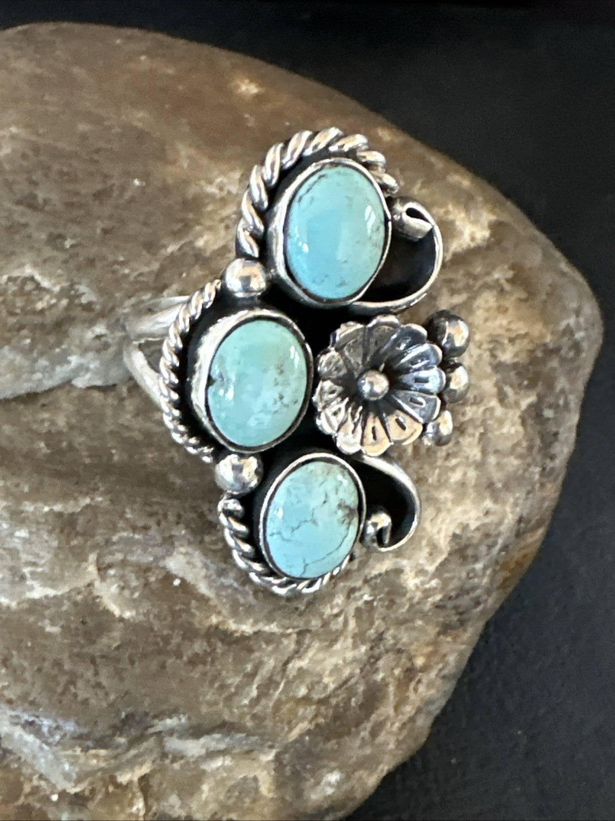 Yazzie Ring Blue Turquoise Navajo Sterling Silver Cluster Size 8.5 19226