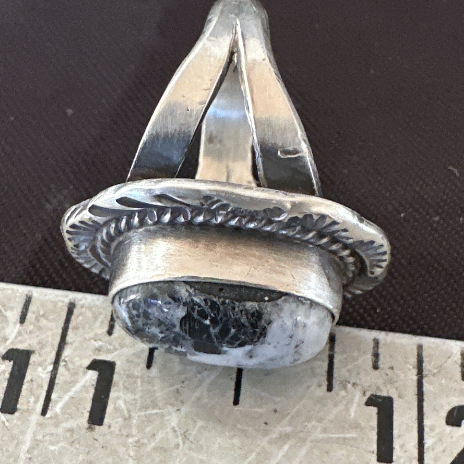 Womens White Buffalo Turquoise Navajo Sterling Silver Ring Size 7 18586