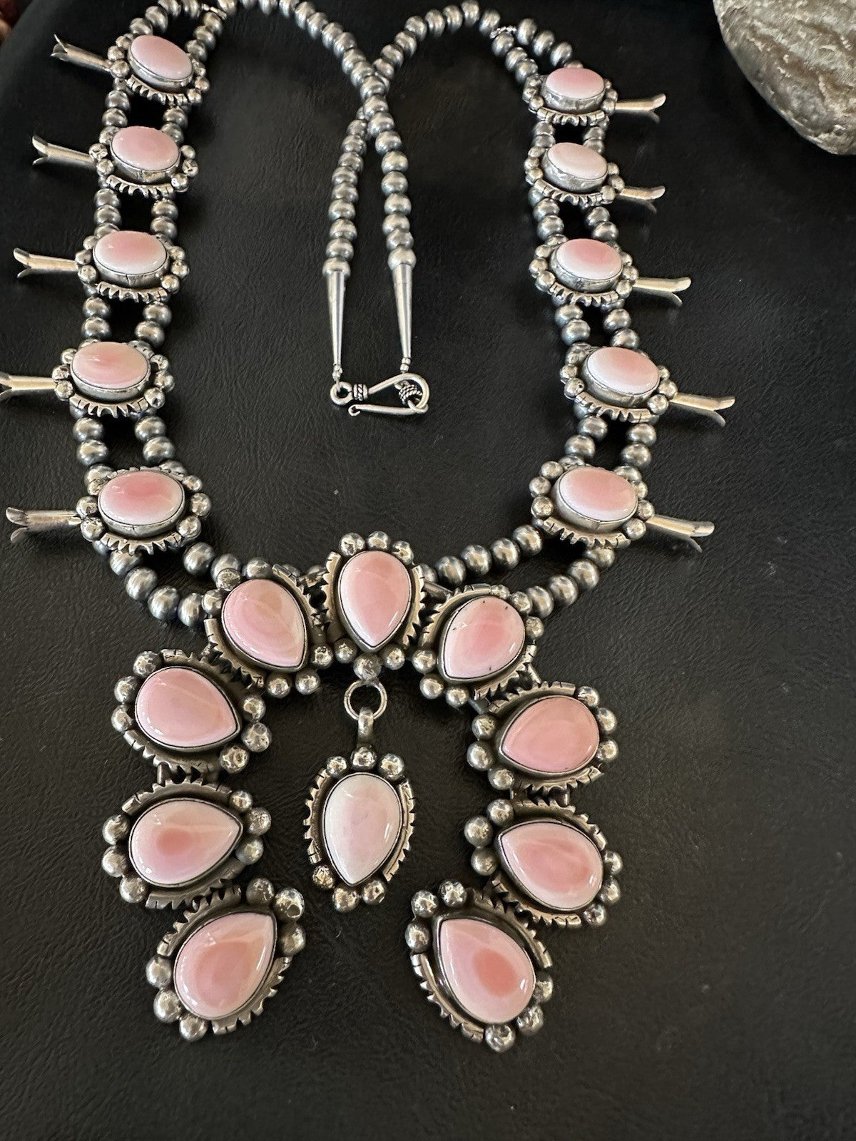 Pink Queen Conch Navajo Squash Sterling Silver Naja Necklace 19463
