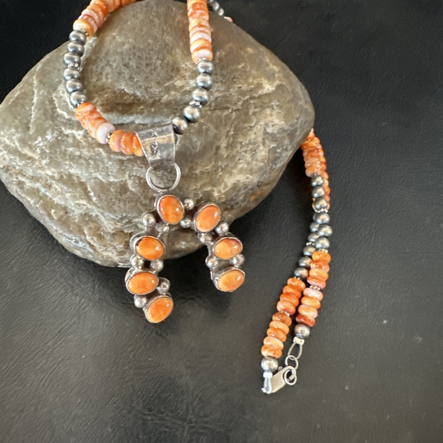 Navajo Pearls Sterling Necklace Orange Spiny Oyster Cluster Naja Pendant 19552