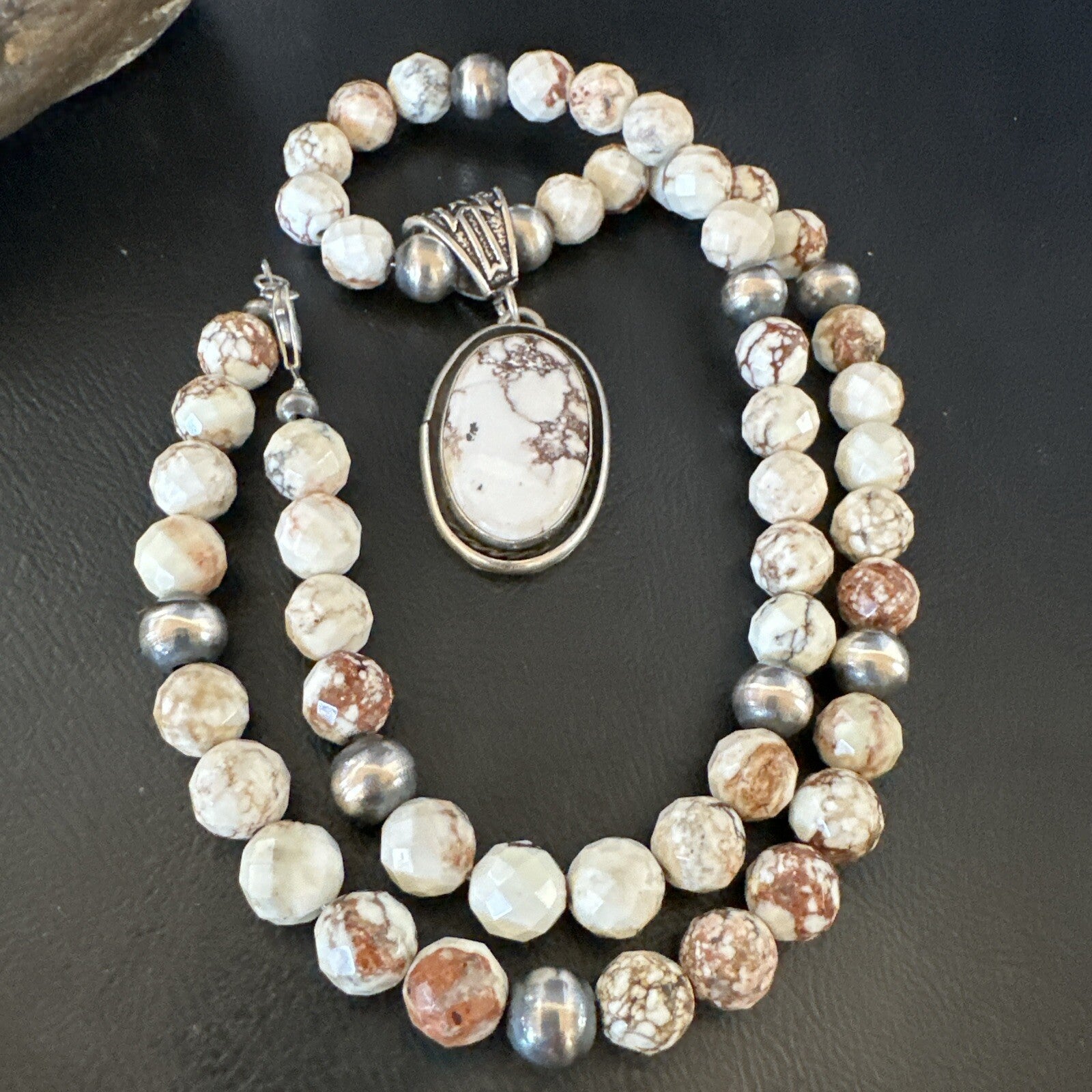 Wild Horse Turquoise Pendant Sterling Silver Beads Howlite Necklace 18031