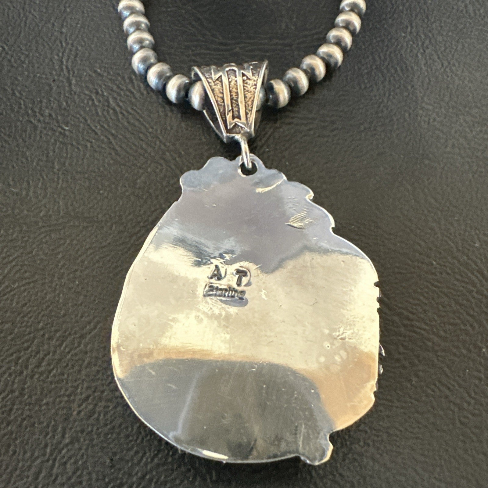 White Buffalo Turquoise Pendant Navajo Pearls Sterling Silver Necklace 19342