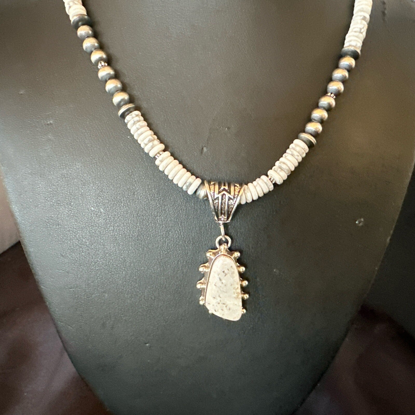 White Buffalo Turquoise Pendant Navajo Pearls Sterling Silver Necklace 22" 18259