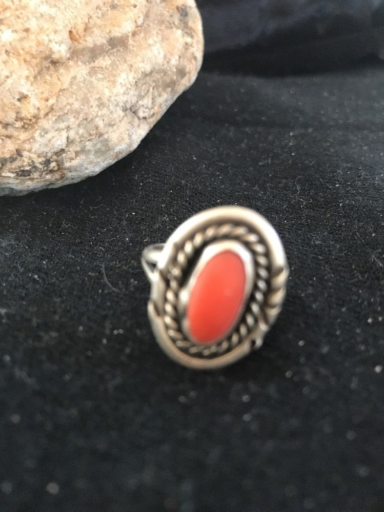 Red Coral Navajo Sterling Silver Old Pawn Ring Size 6 03485