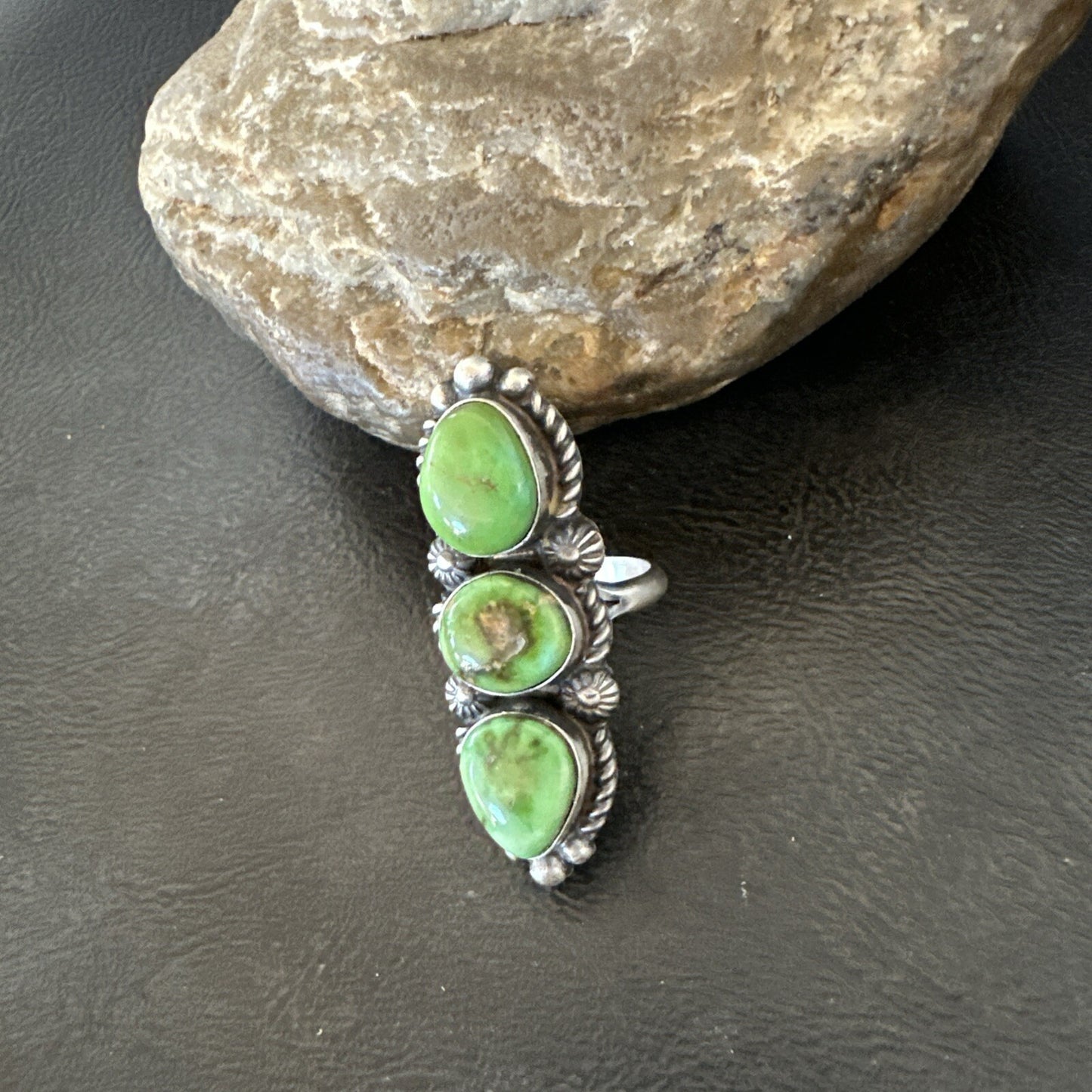 Navajo Sterling Silver Cluster Green Sonoran Gold Turquoise Ring Sz 8 18599