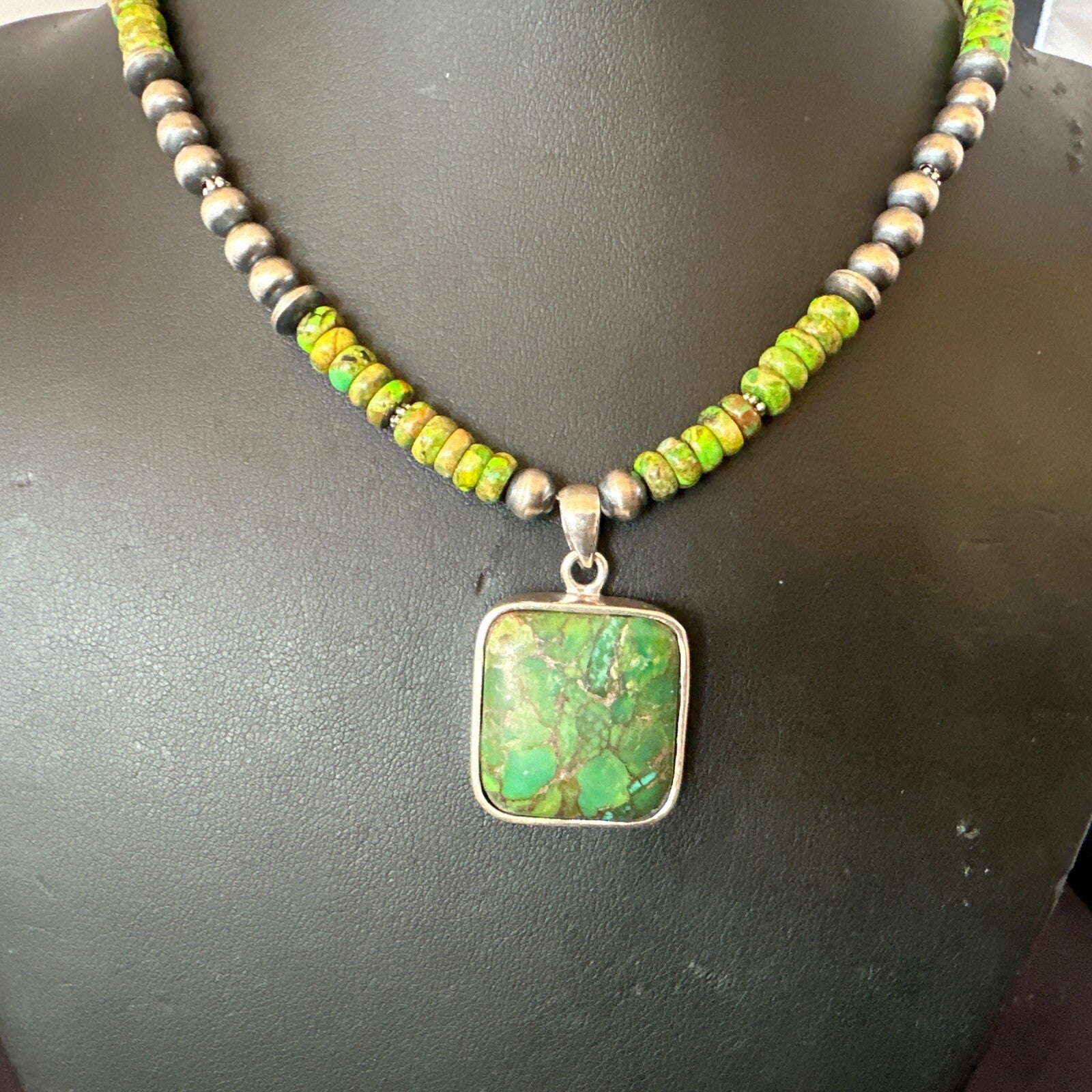 Womens Green Gaspeite Turquoise Pendant Navajo Sterling Silver Necklace 18368