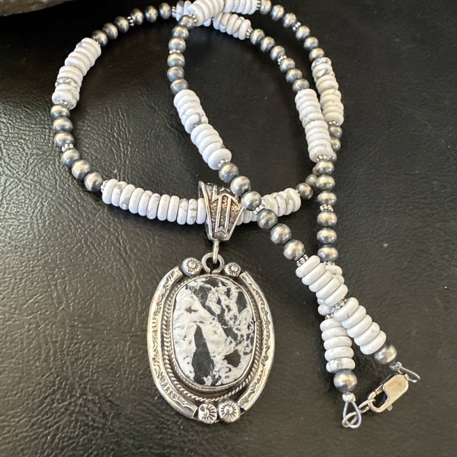 White Buffalo Turquoise Pendant Navajo Pearls Sterling Silver Necklace 20” 19499