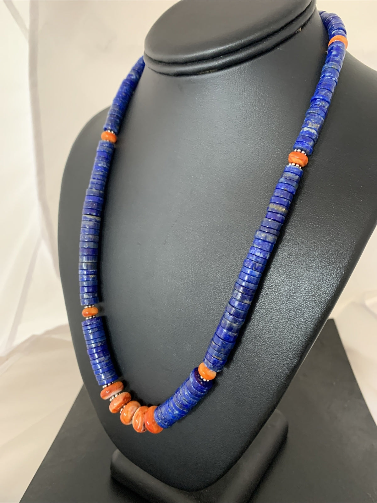 Mens Navajo Sterling Silver Navy Blue Lapis Orange Spiny Oyster Necklace 00929