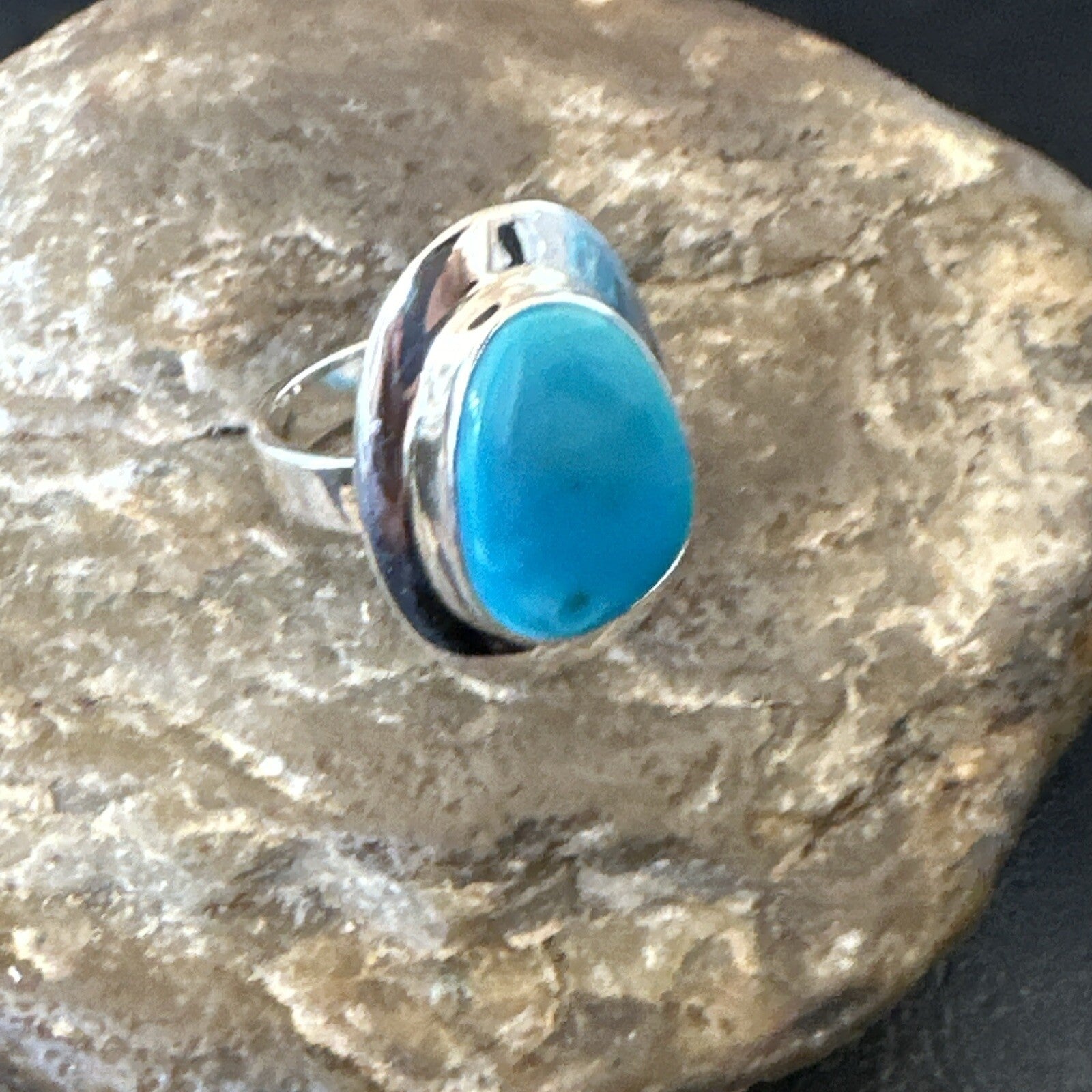 Southwestern Sterling Silver Blue Kingman Turquoise Ring Size 7.5 18525