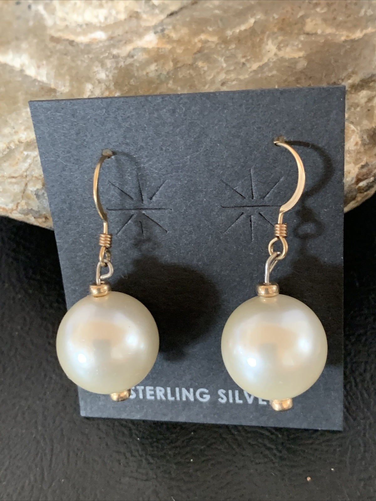 Beautiful Women White Cultured Pearl Gold Filled Bead Dangle Earrings 1" 13038