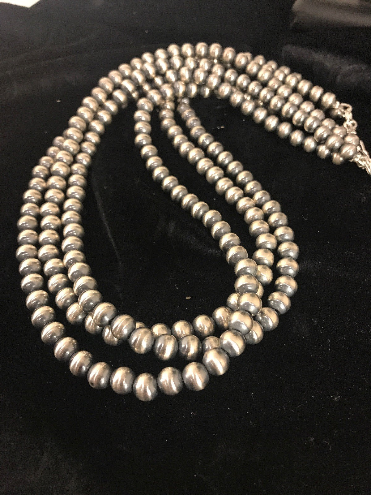 Native American Sterling Silver Navajo Pearls 7 mm Necklace 21” 3 Strand