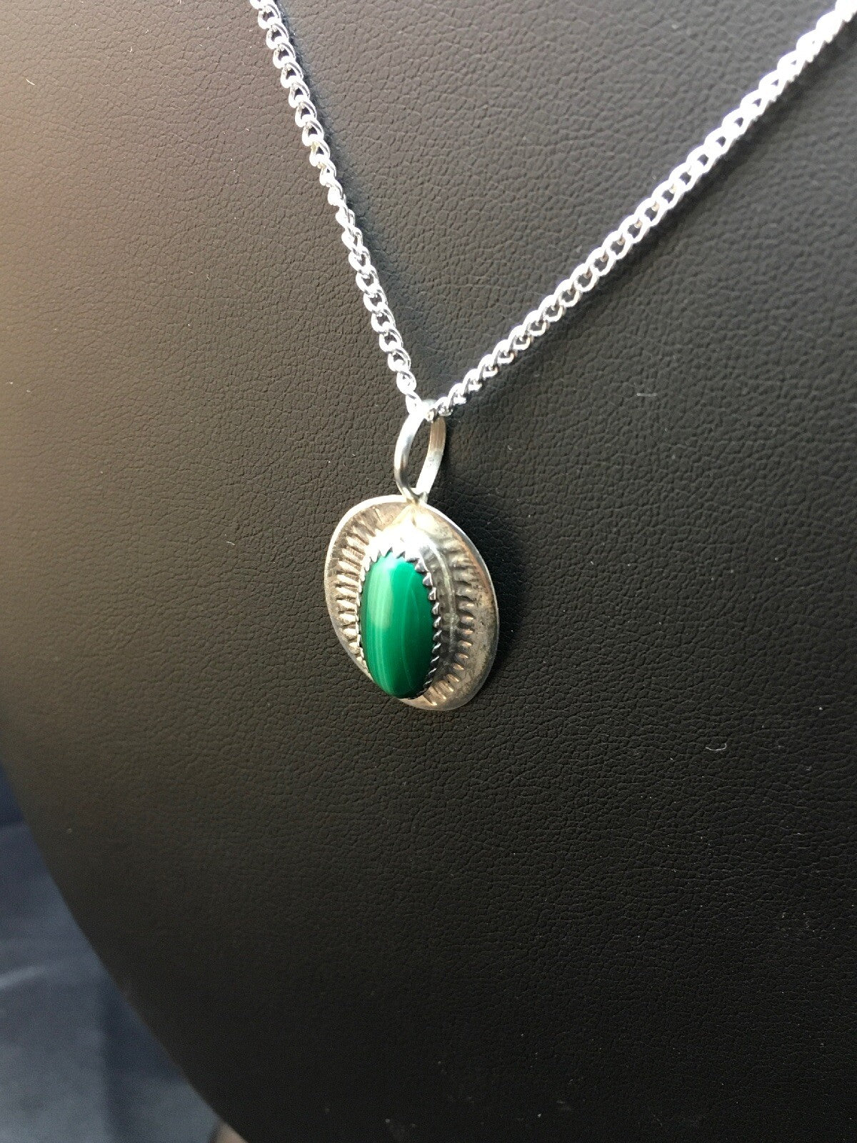 Green Malachite Pendant Navajo Sterling Silver Necklace 08953