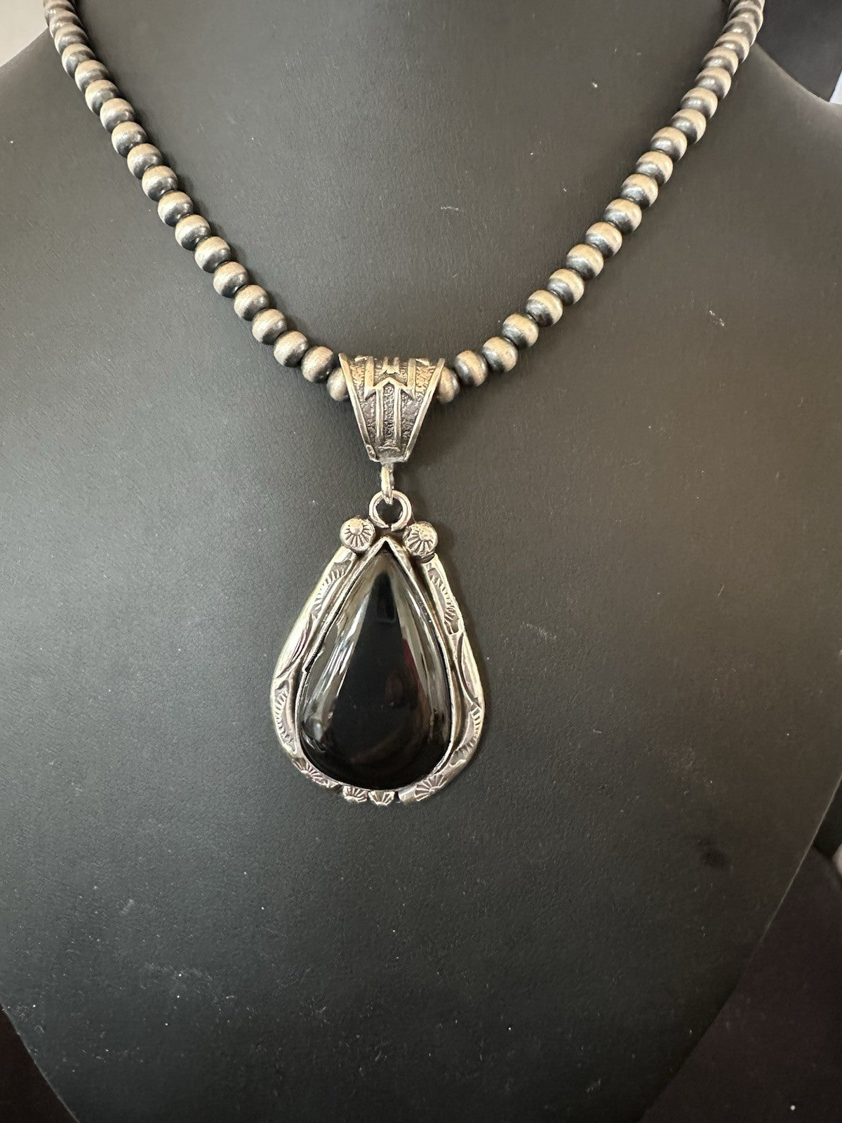 Black Onyx Pendant Navajo Pearls Sterling Silver Necklace 19386