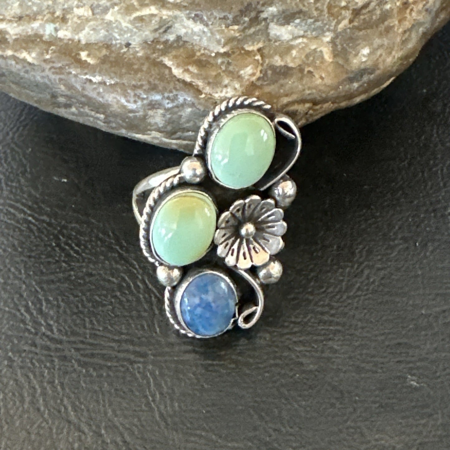 Yazzie Ring Green Turquoise Lapis Navajo Sterling Silver Cluster Size 8 19224
