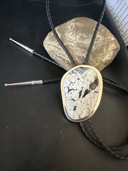 Mens BOLO TIE WHITE BUFFALO TURQUOISE Sterling Silver Navajo 2.5 in 15005