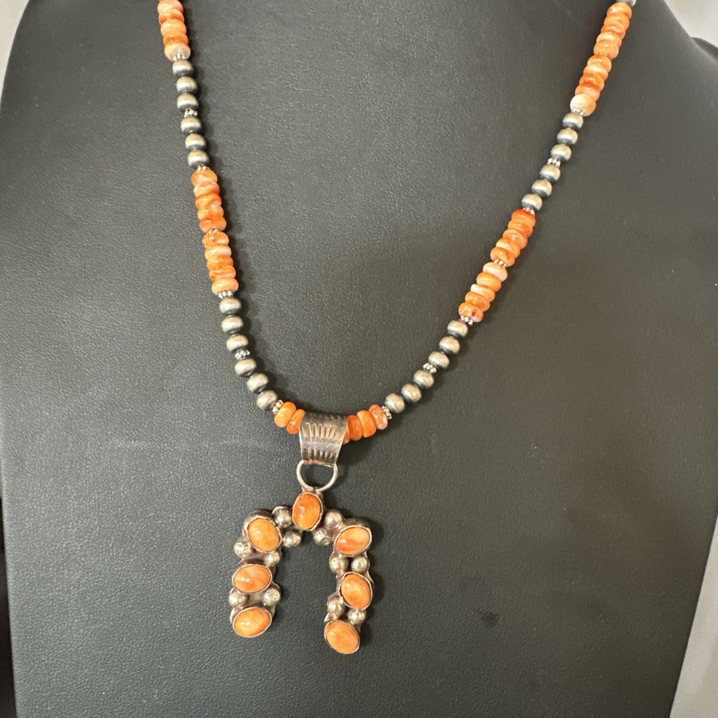 Navajo Pearls Sterling Necklace Orange Spiny Oyster Cluster Naja Pendant 19551