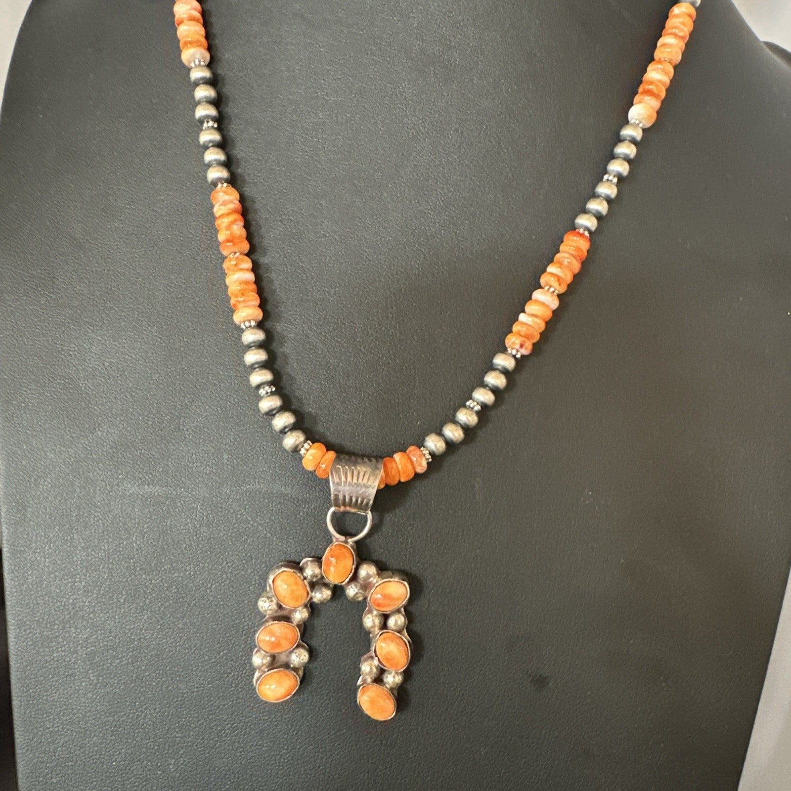 Navajo Pearls Sterling Necklace Orange Spiny Oyster Cluster Naja Pendant 19551