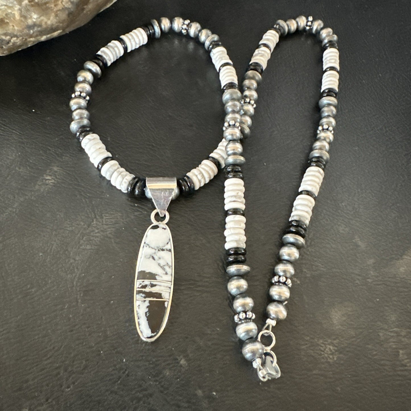 White Buffalo Turquoise Navajo Pearls Sterling Silver Onyx Necklace 17805