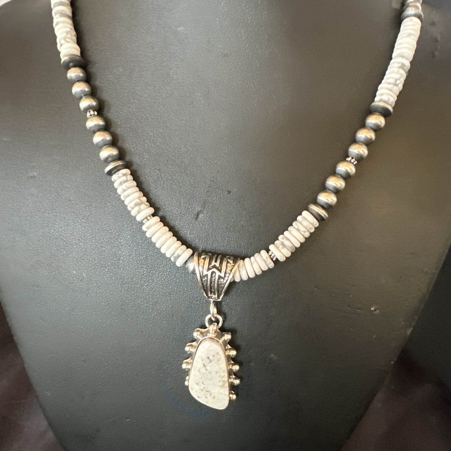 White Buffalo Turquoise Pendant Navajo Pearls Sterling Silver Necklace 22" 18259
