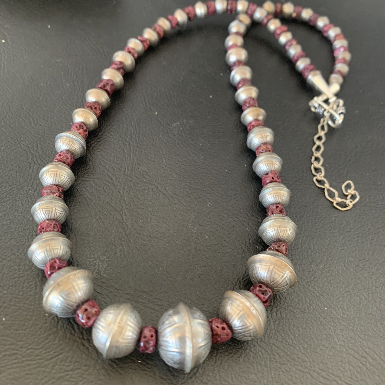 Purple Spiny Oyster Navajo Pearls Sterling Silver Bead Necklace 95507