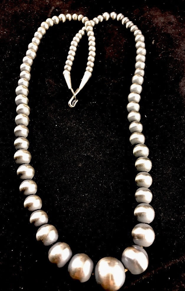 Navajo Pearls Graduated Sterling Silver Bead Necklace 36"