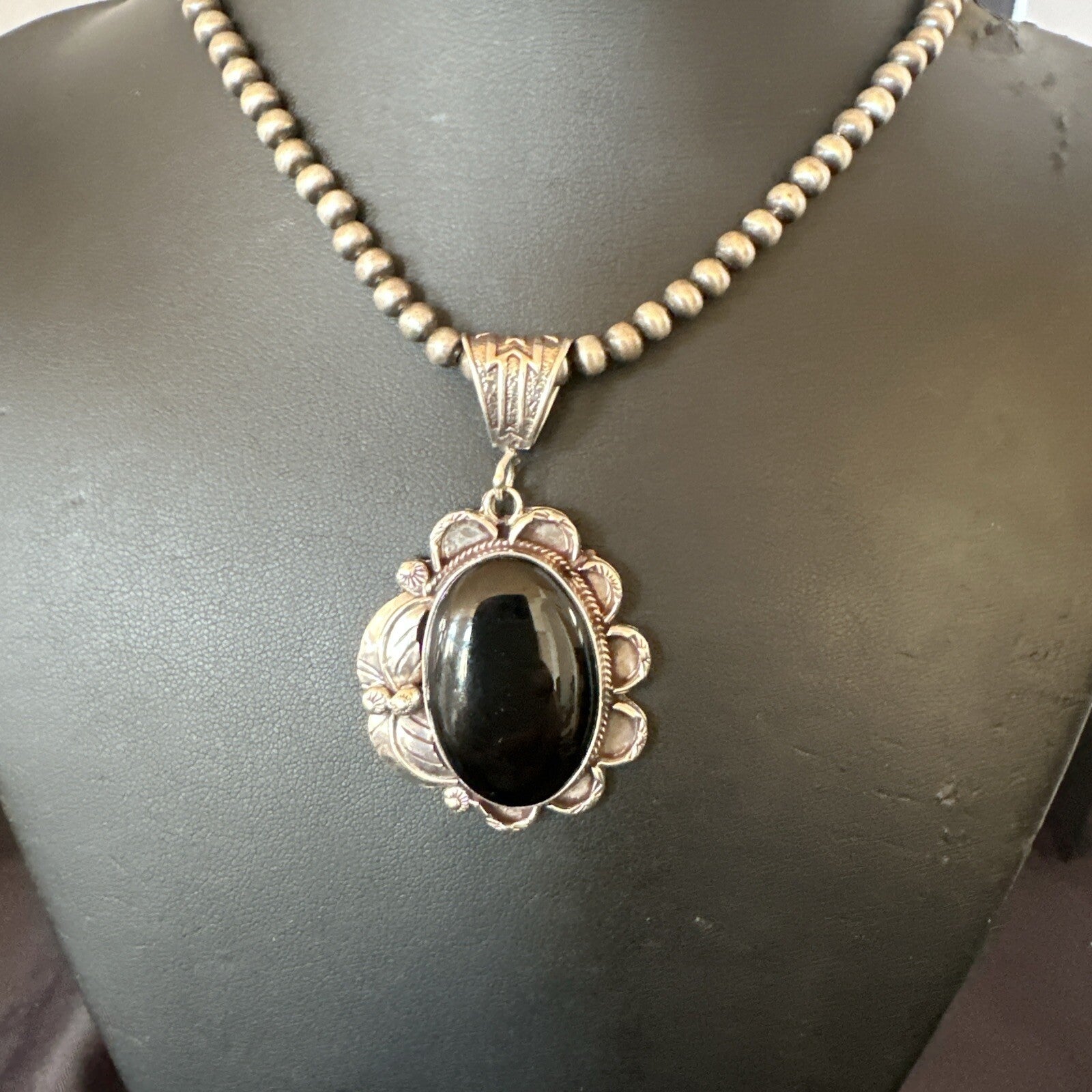 Mens Womens Black Onyx Pendant Navajo Sterling Silver Beads Necklace 18306