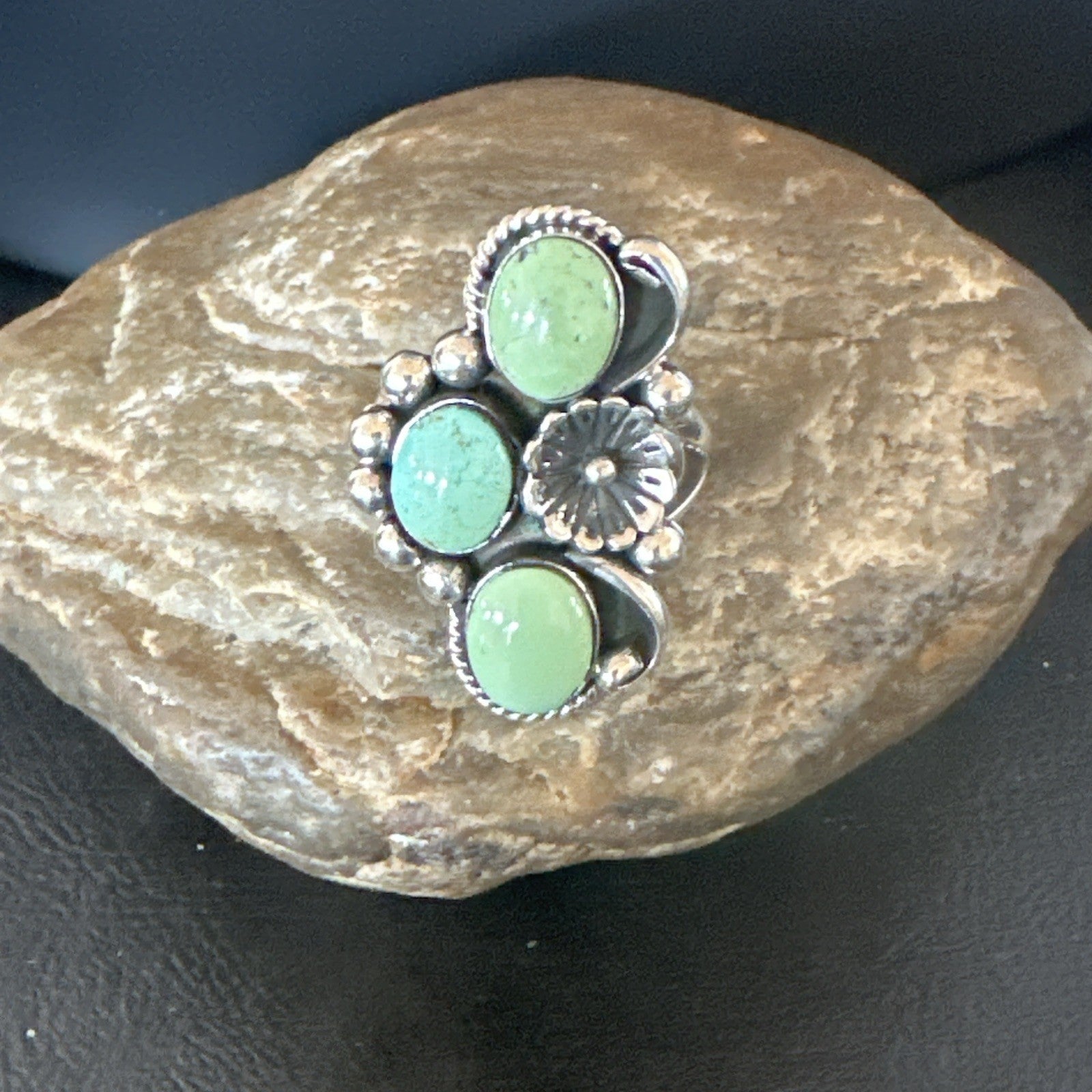 Yazzie Ring Green Turquoise Navajo Sterling Silver Cluster Size 9 19210