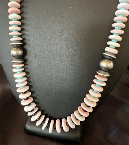 Pink Queen Conch Turquoise Graduated Navajo Sterling Silver Necklace 24” 19016
