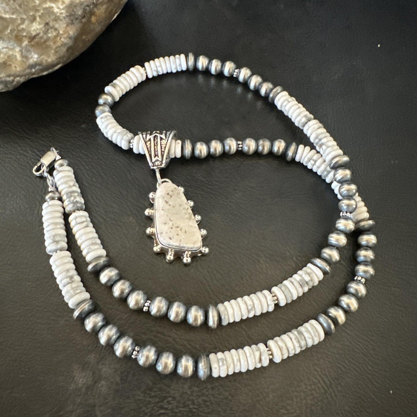 White Buffalo Turquoise Pendant Navajo Pearls Sterling Silver Necklace 22" 18259