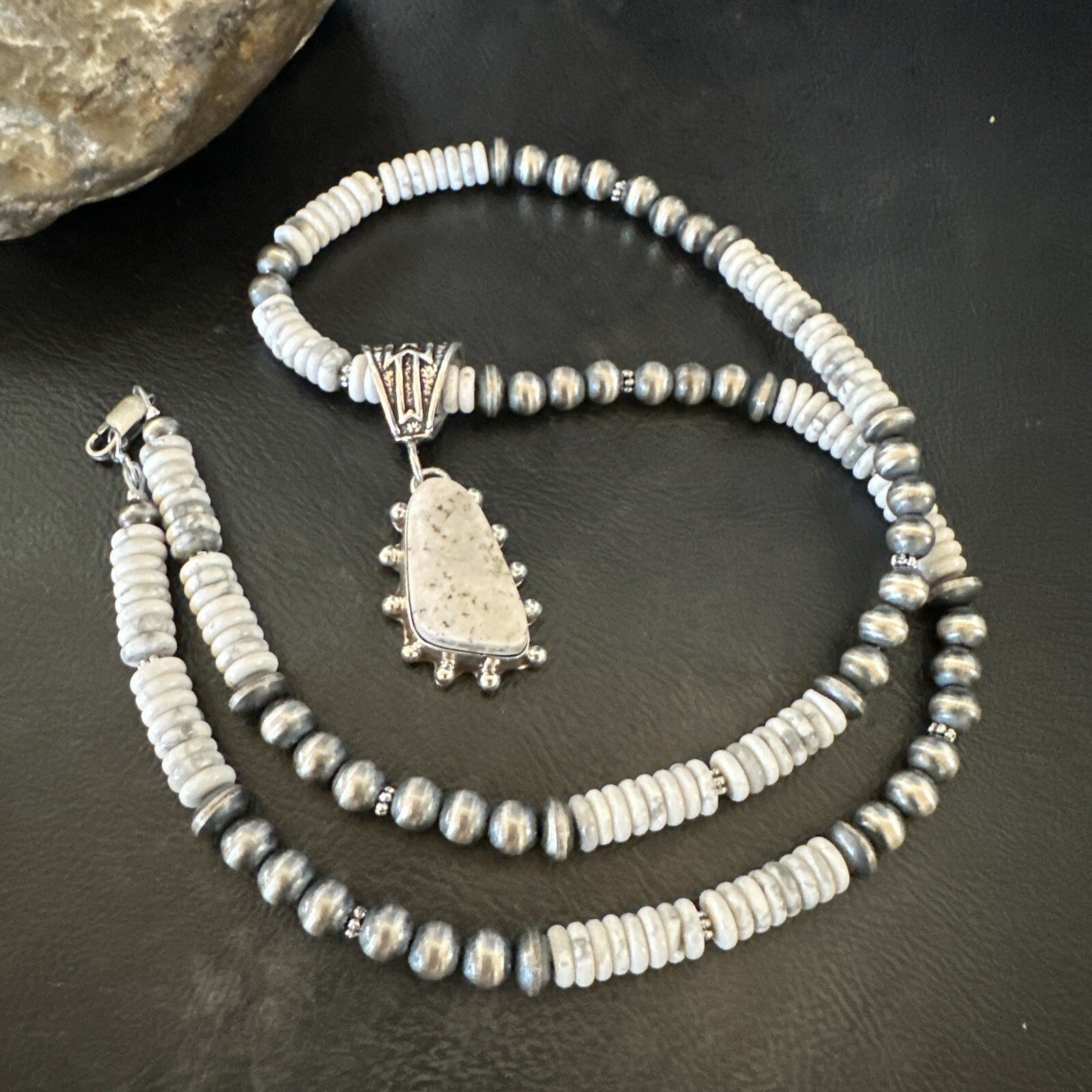 White Buffalo Turquoise Pendant Navajo Pearls Sterling Silver Necklace 22" 18259
